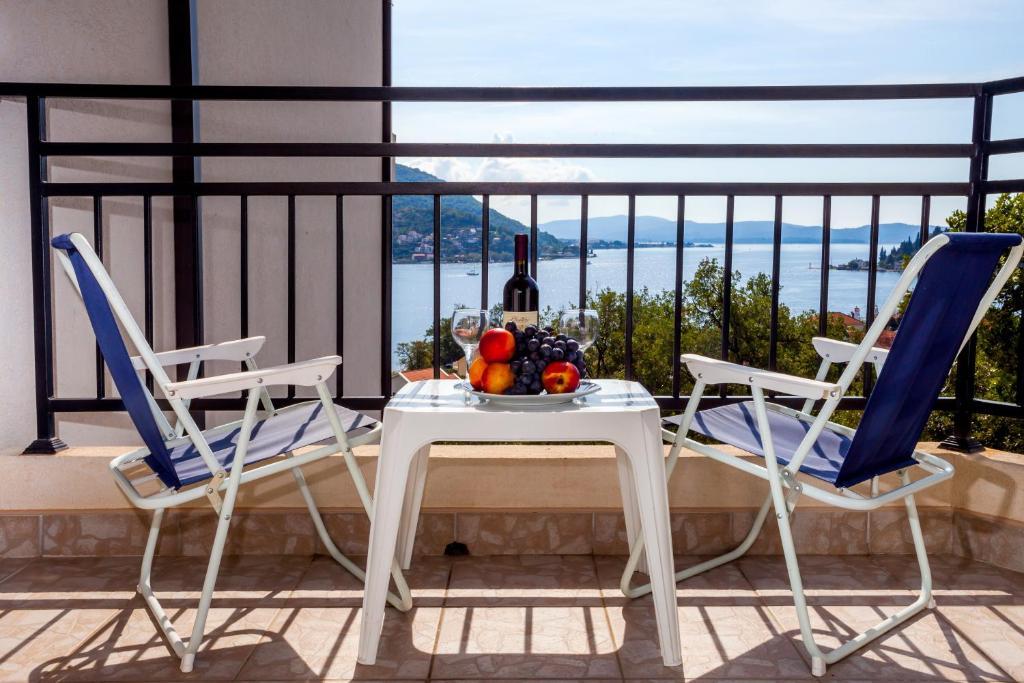 Villa Maria Apartments Каменари Номер фото
