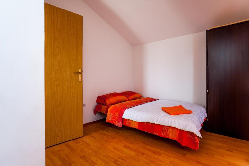 Villa Maria Apartments Каменари Экстерьер фото