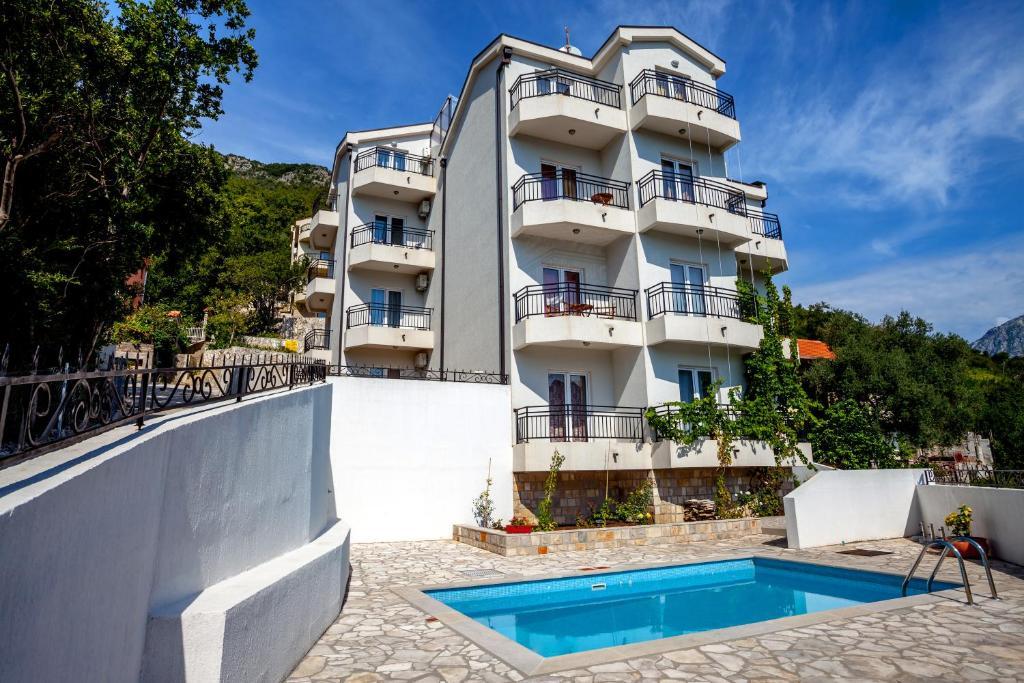 Villa Maria Apartments Каменари Экстерьер фото