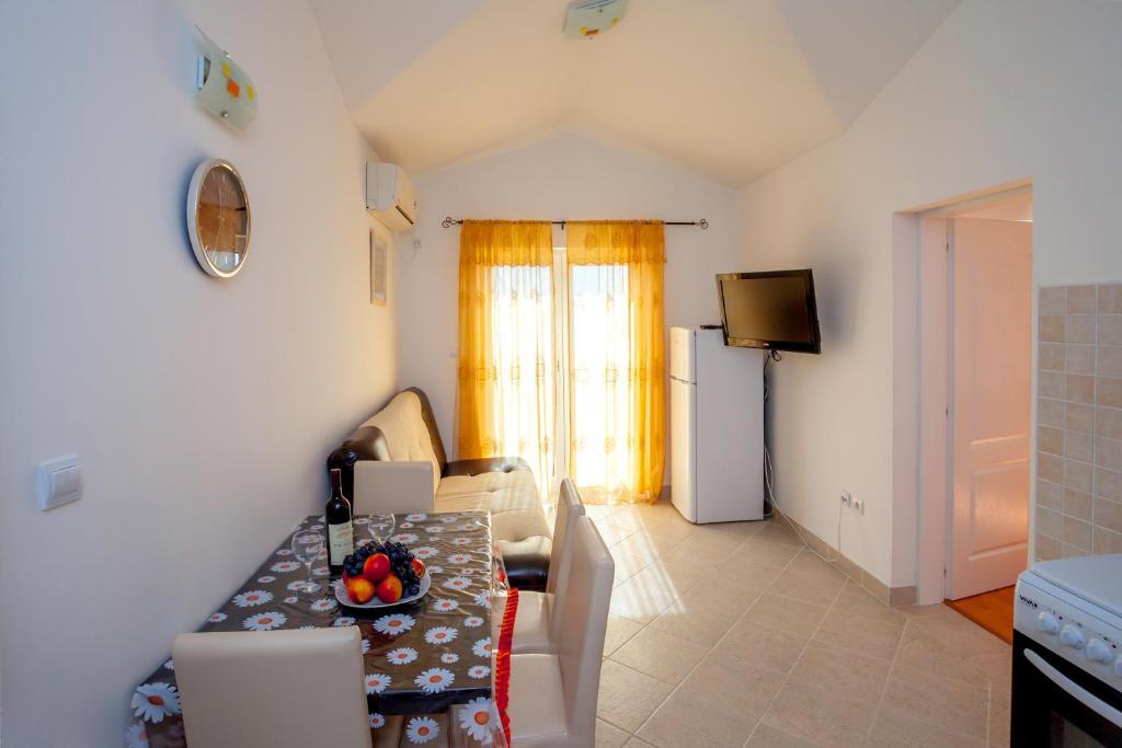 Villa Maria Apartments Каменари Номер фото